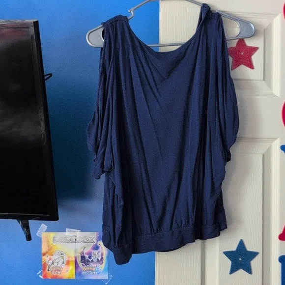 Jennifer Lopez Dark Blue Draped Cold Shoulder Blouse - Picture 3 of 3